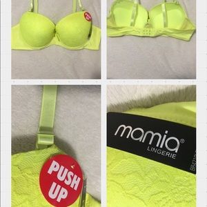 NWT Bra Lace Push Up Padded cups